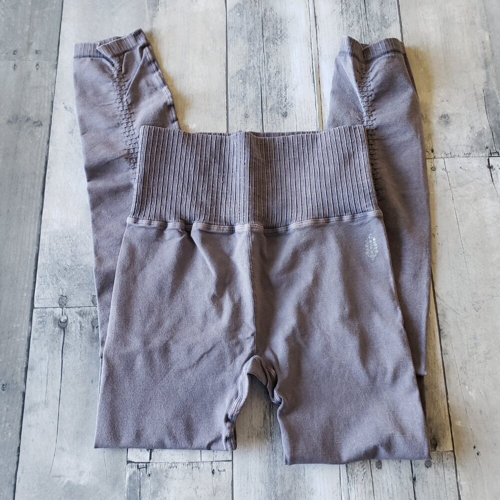 NWOT - Free People FP Movement Gray Good Karama Leggings - Size XS/S